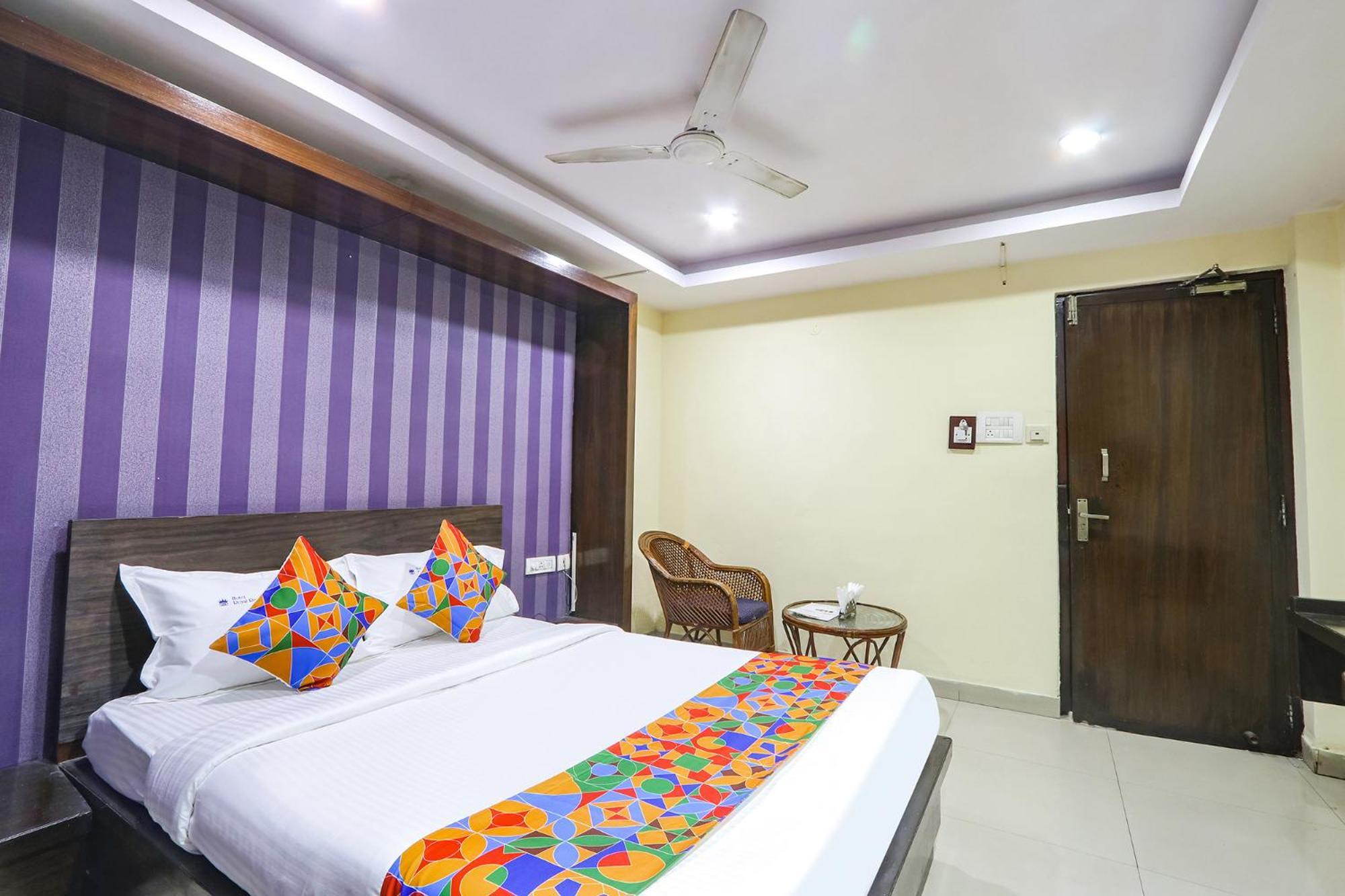 FabHotel Royal Residency Lakdikapul Hyderabad Exterior foto